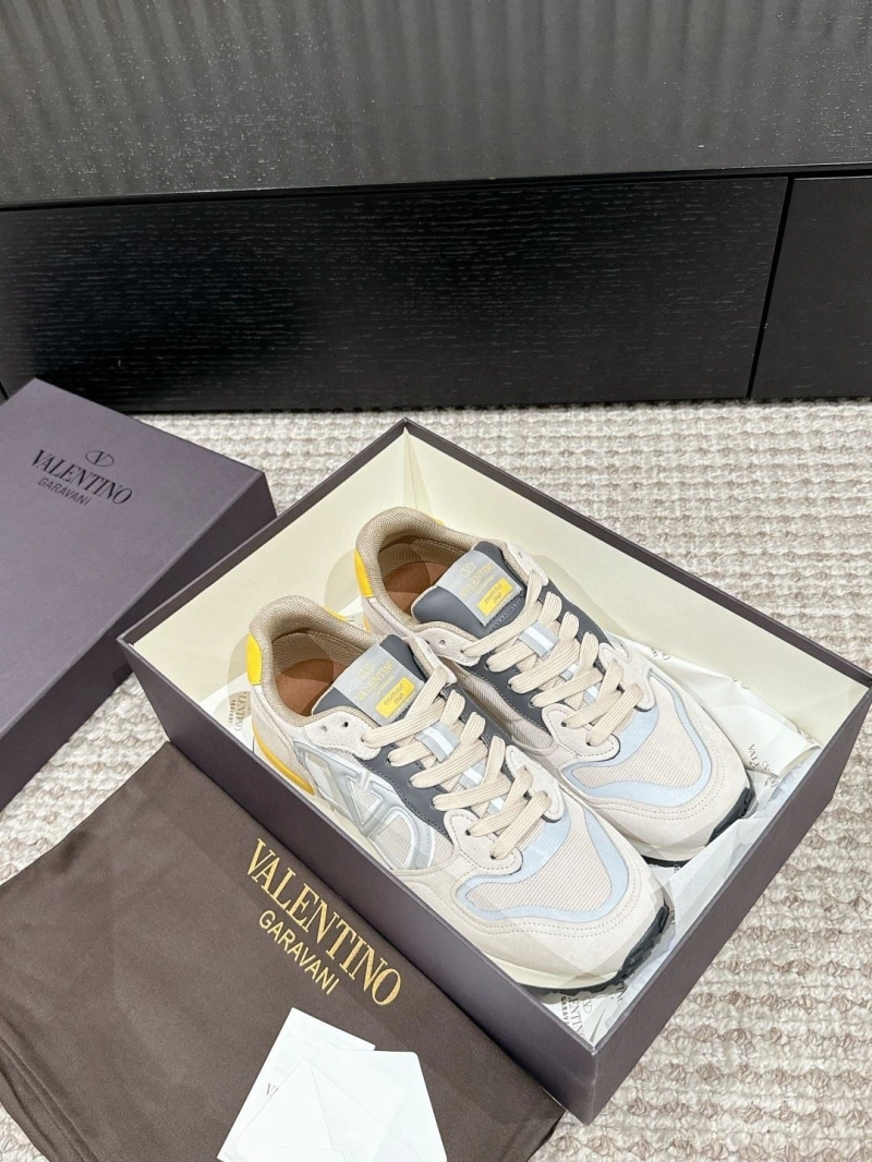 Classic Vxlxntino Casual Shoes 231526