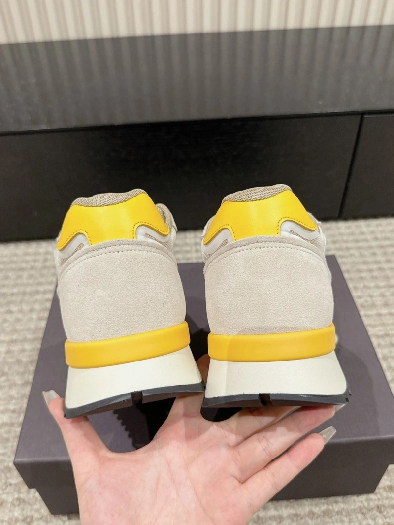 Classic Vxlxntino Casual Shoes 231526