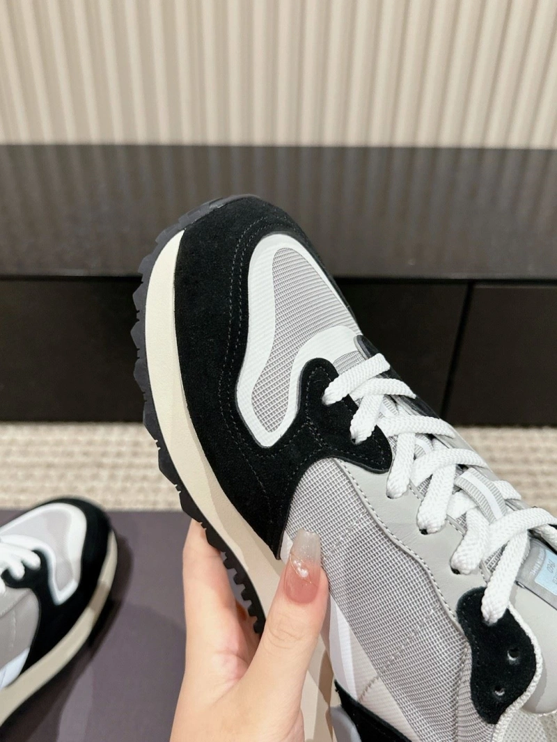 AllSeason Vxlxntino Casual Shoes 231523