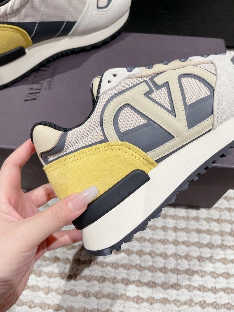 UrbanStyle Vxlxntino Casual Shoes 231514