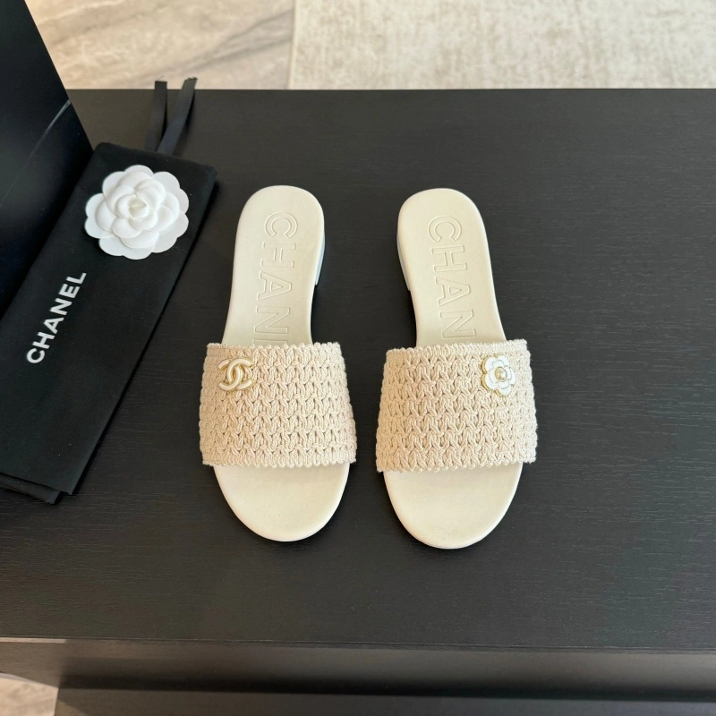 TopPick Chxnxl Slippers 129905