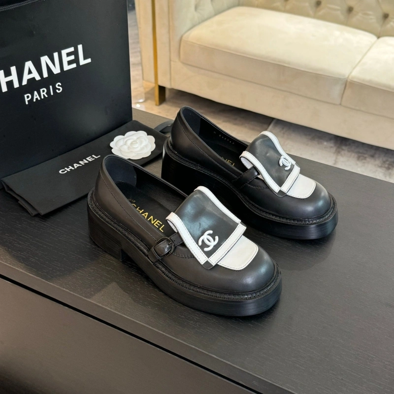 Unique Chxnxl Leather Shoes 129967
