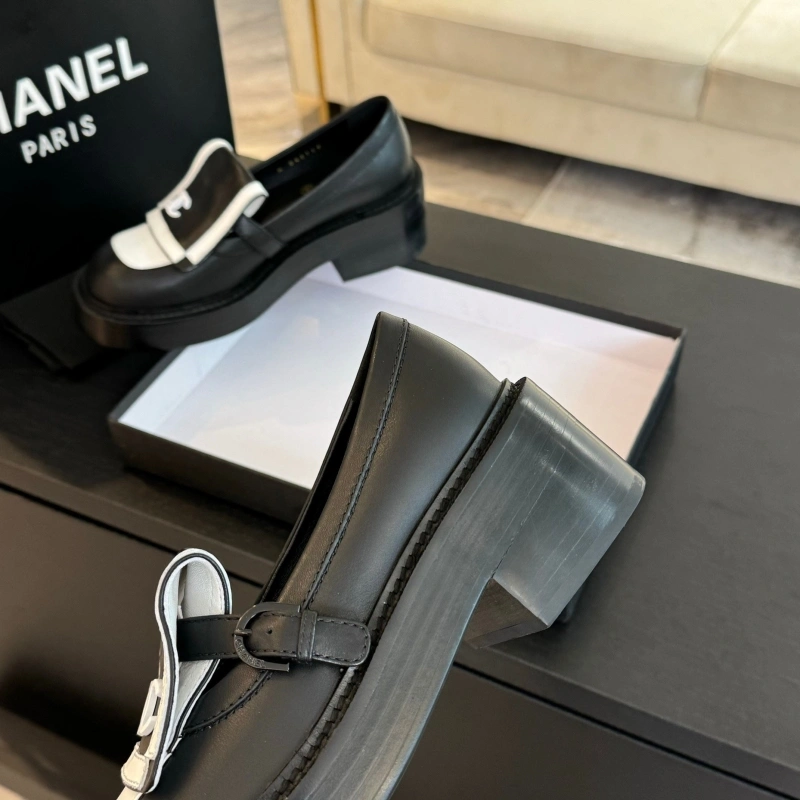 Unique Chxnxl Leather Shoes 129967