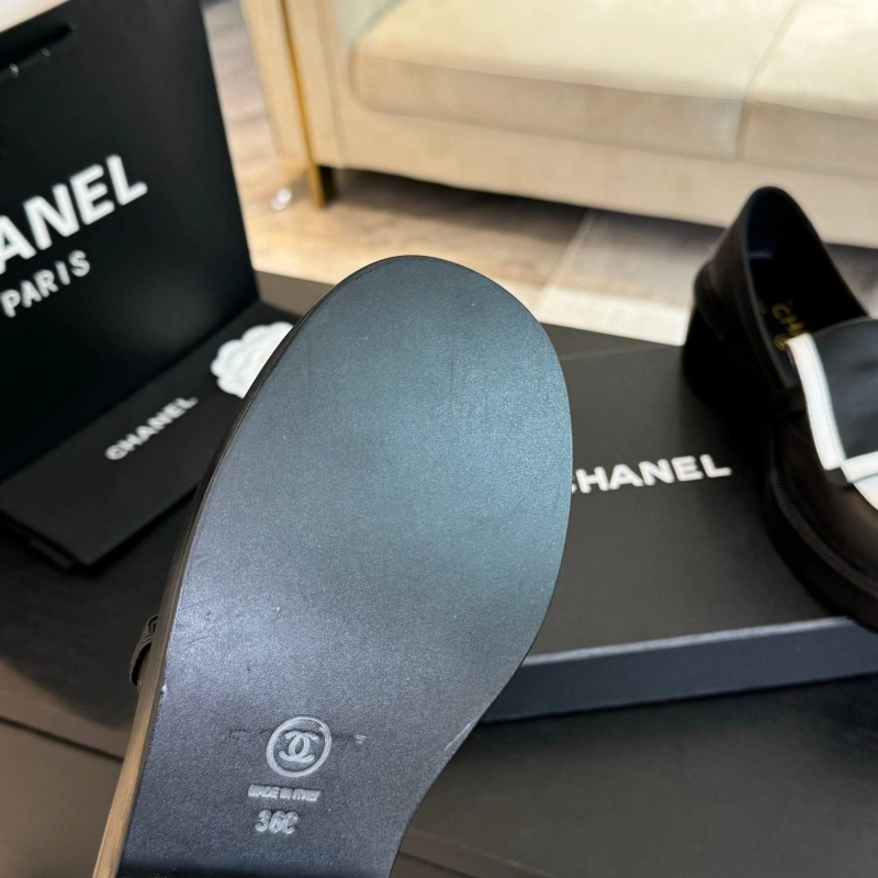 Unique Chxnxl Leather Shoes 129967