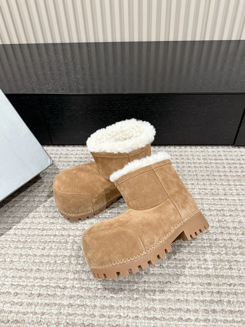 Bxlxnciaga Boots Vibrant 109899