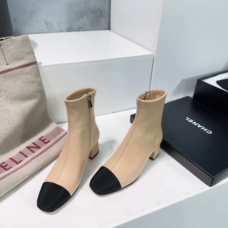 Elegant Chxnxl Boots 130276