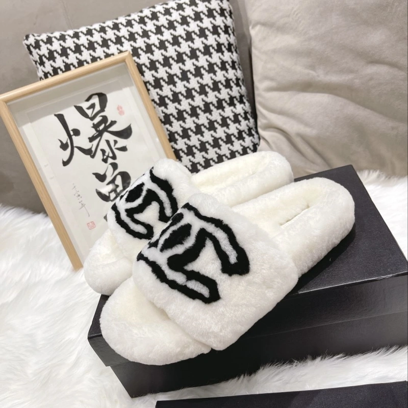 Sophisticated Chxnxl Slippers 129901