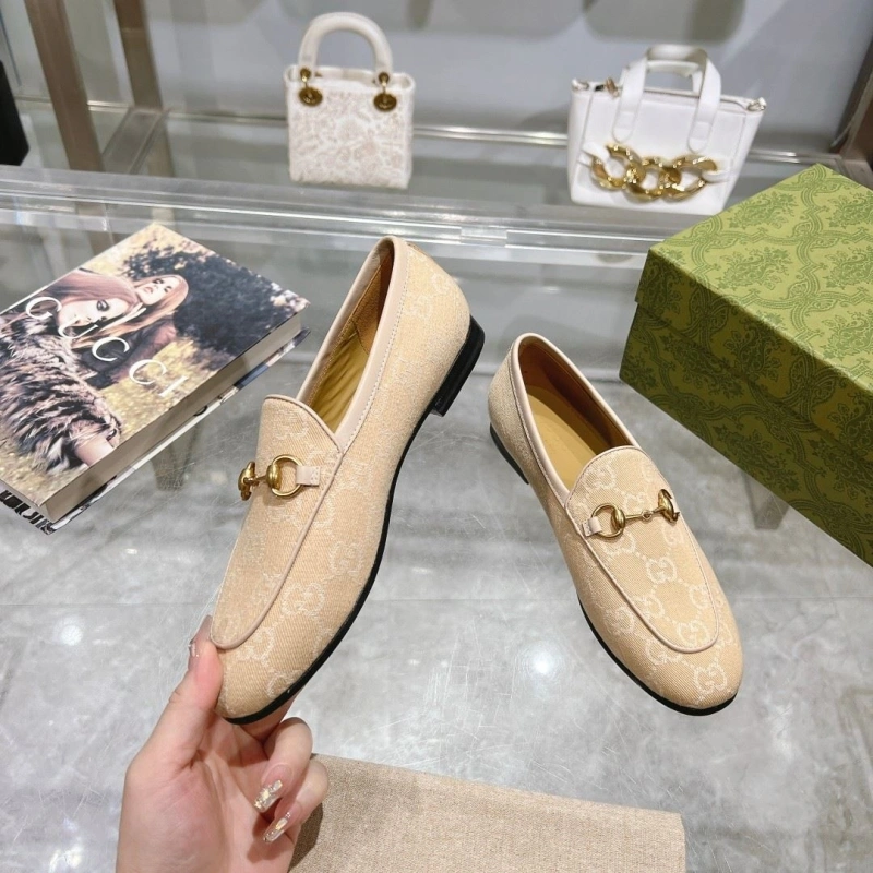 Affordable Gxccx Leather Shoes 162578