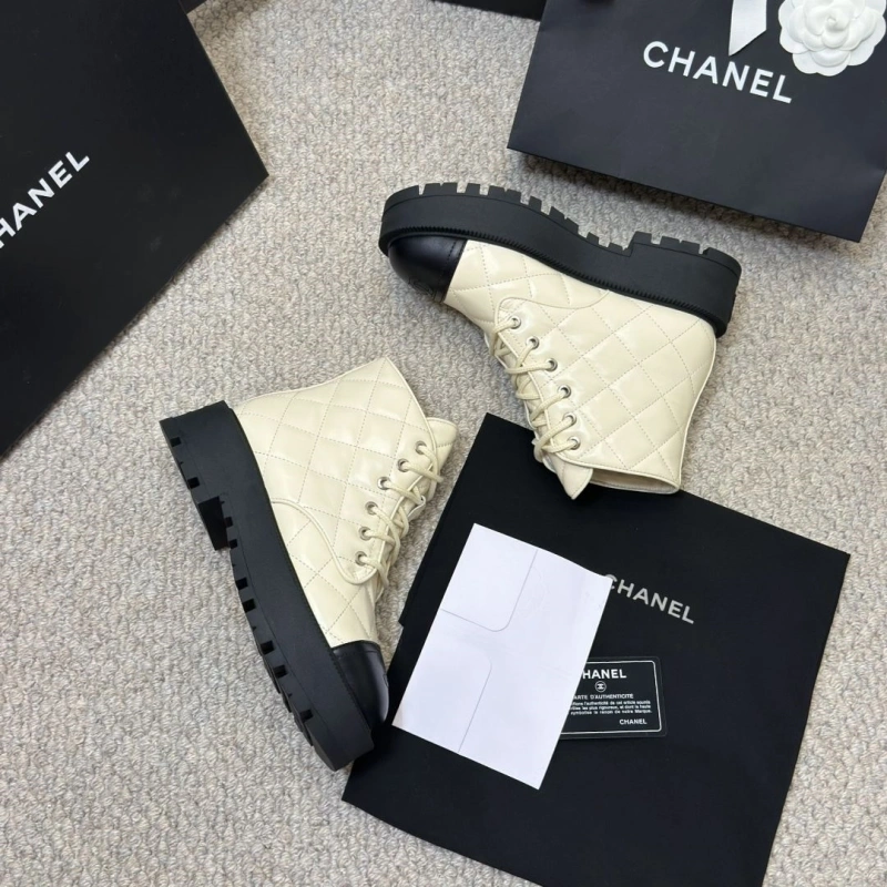 Chxnxl Boots Vibrant 130240