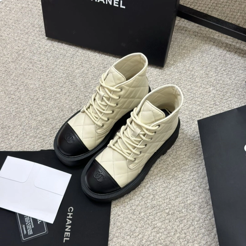 Chxnxl Boots Vibrant 130240