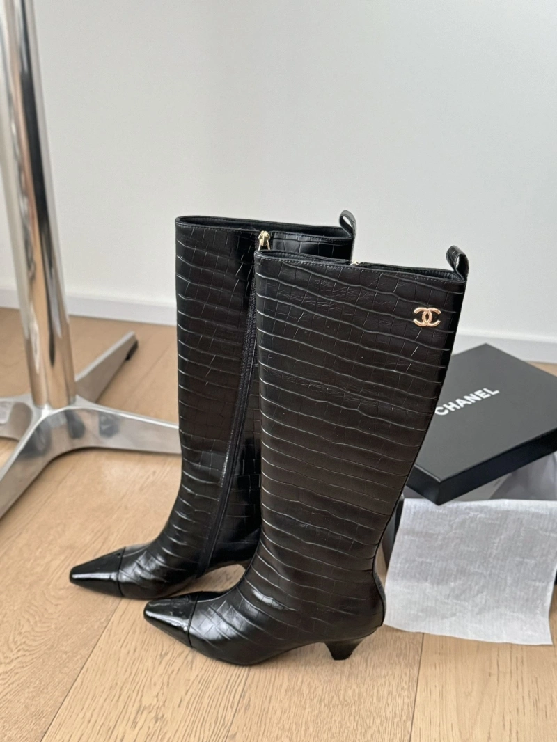 Modern Chxnxl Boots 130231