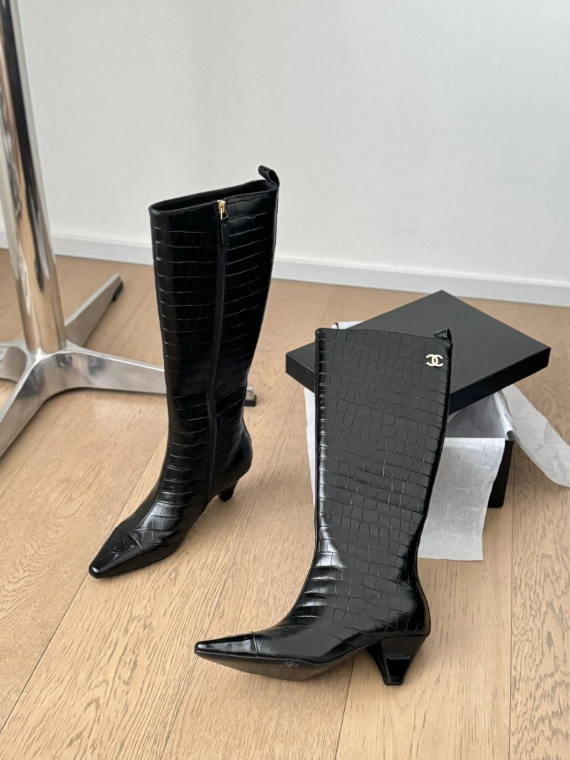 Modern Chxnxl Boots 130231