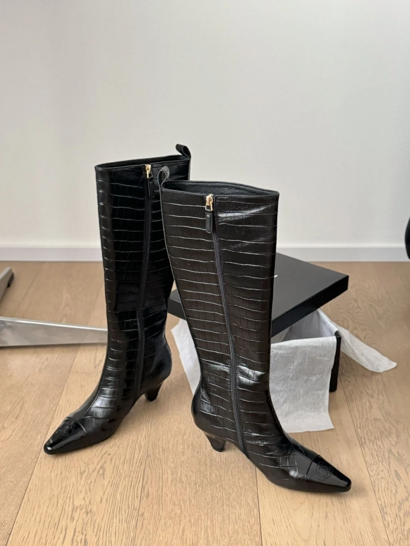 Modern Chxnxl Boots 130231