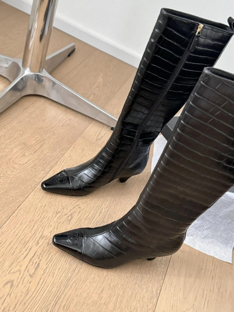 Modern Chxnxl Boots 130231