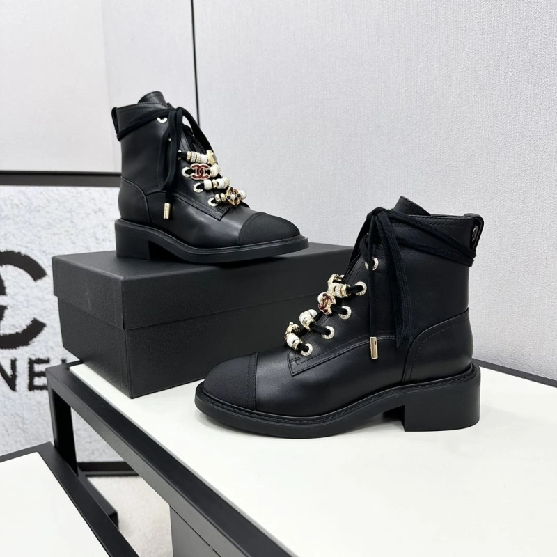 Elegant Chxnxl Boots 130226