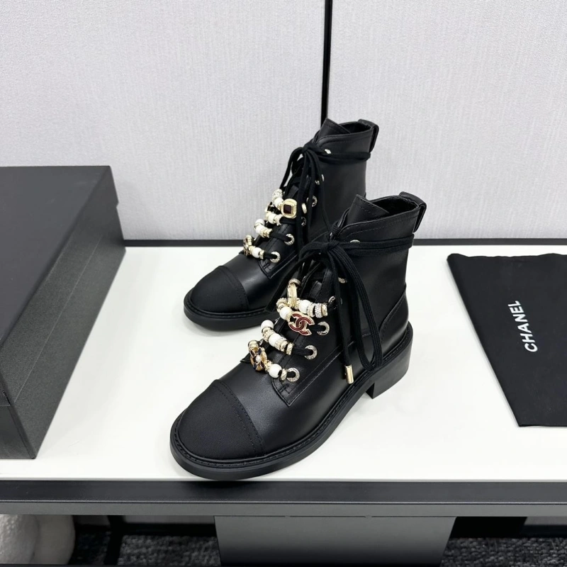 Elegant Chxnxl Boots 130226