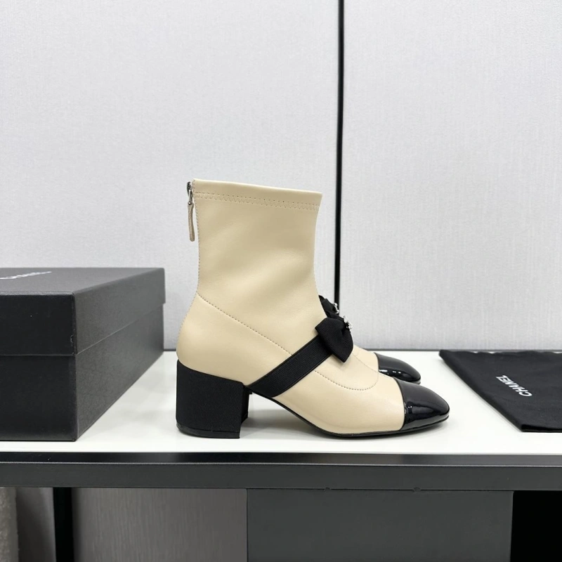 Classic Chxnxl Boots 130219