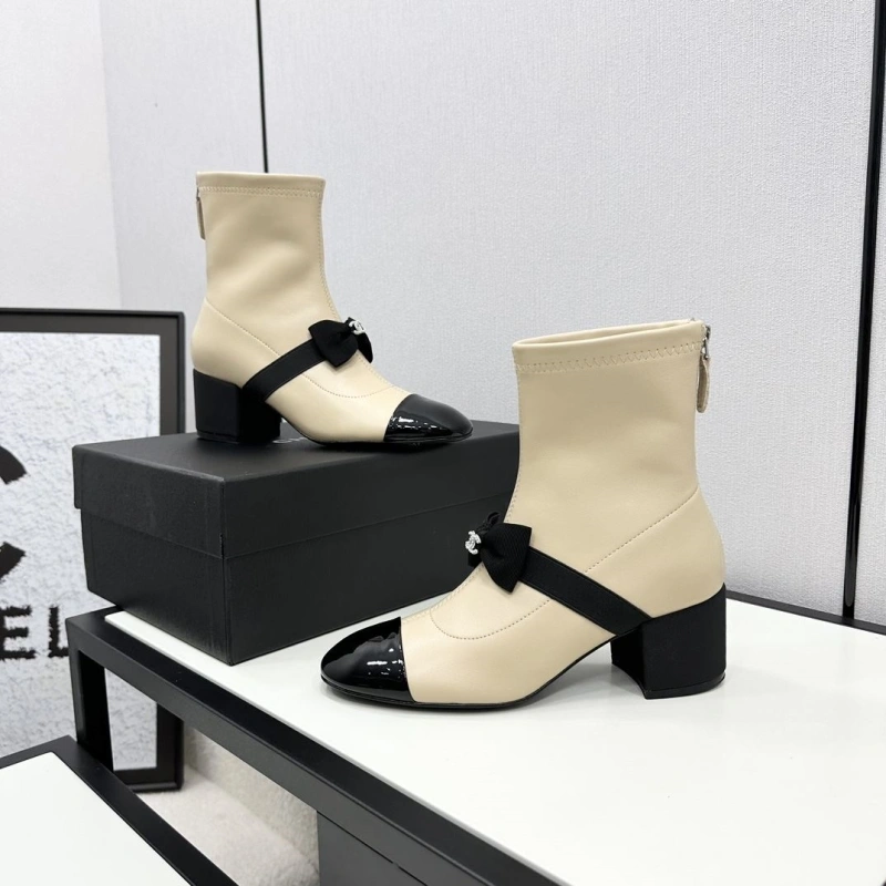 Classic Chxnxl Boots 130219
