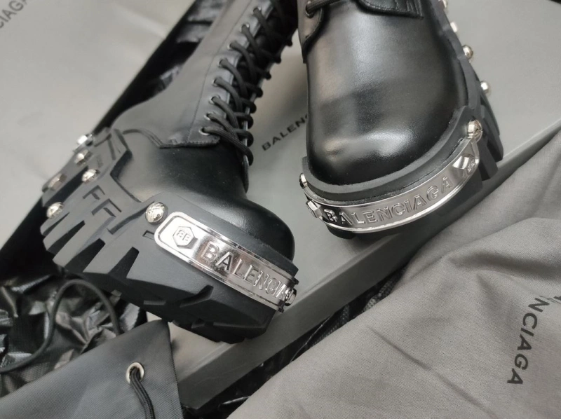 Bxlxnciaga Boots Sleek 109041
