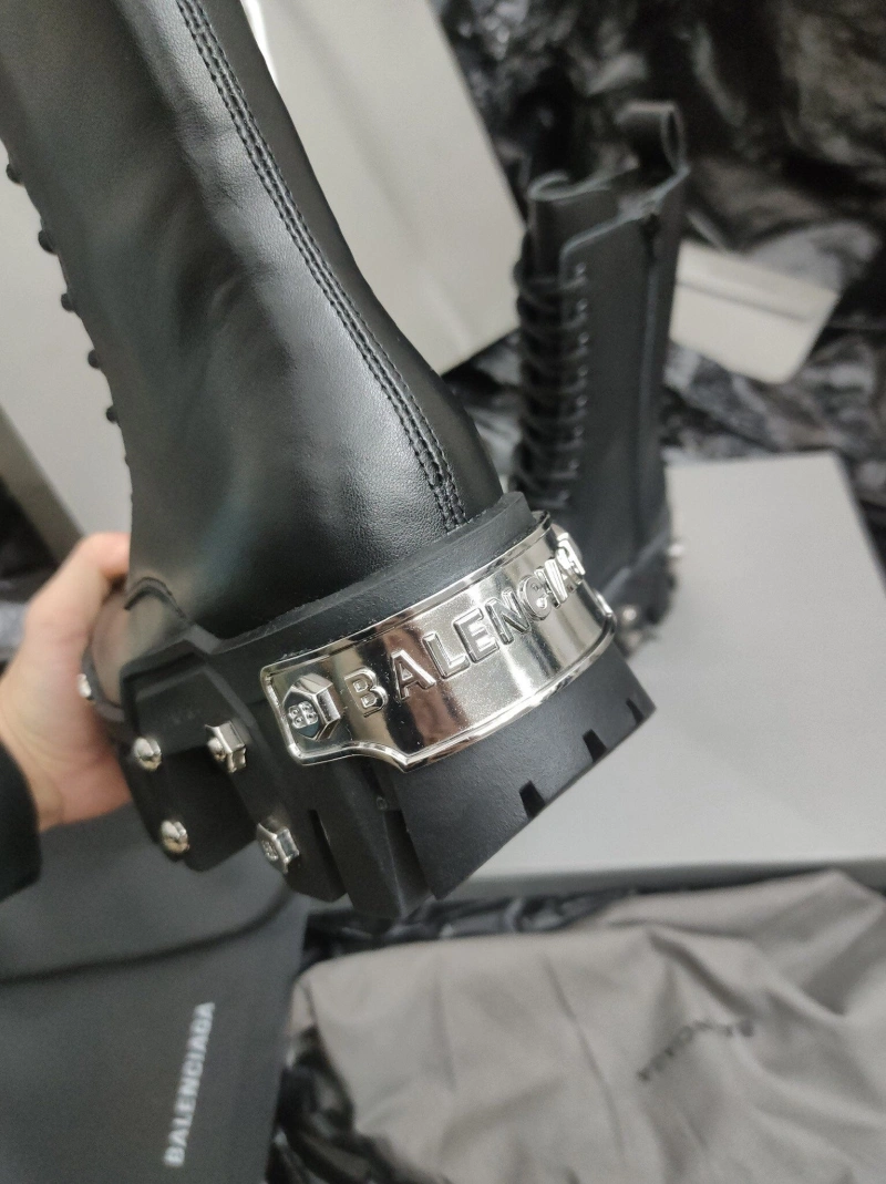 Bxlxnciaga Boots Sleek 109041