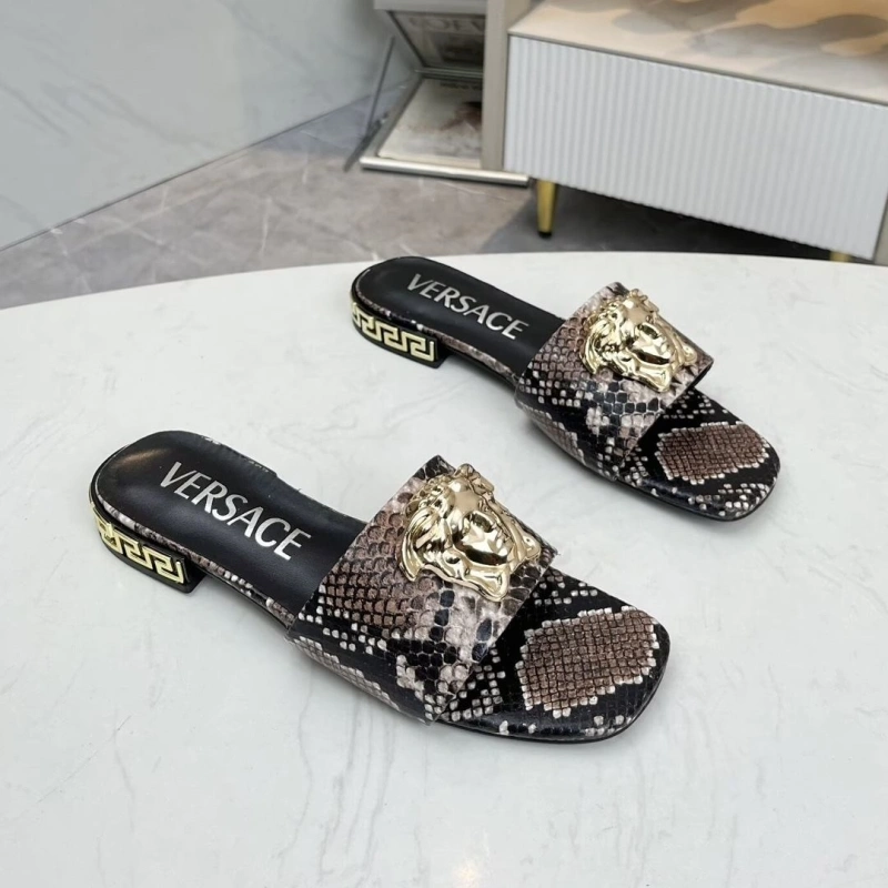 Gxvxnchy Slippers UrbanStyle 153939