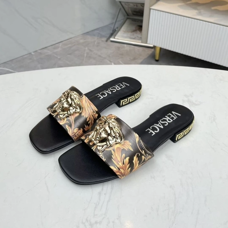 Versatile Gxvxnchy Slippers 153930