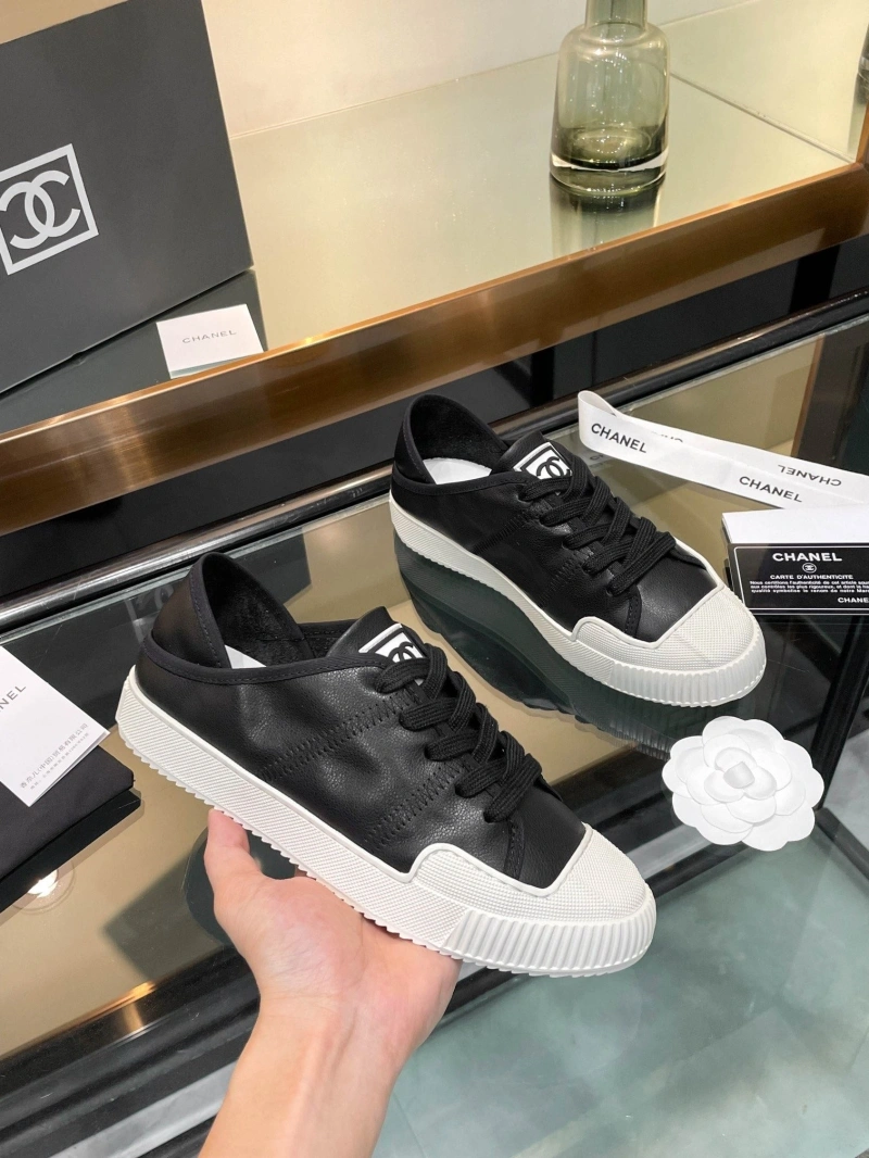 Durable Chxnxl Sneakers 129836