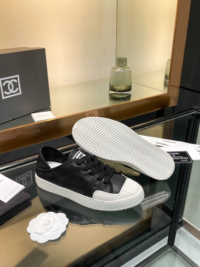 Durable Chxnxl Sneakers 129836