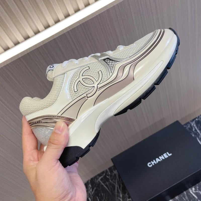 Vibrant Chxnxl Sneakers 129829