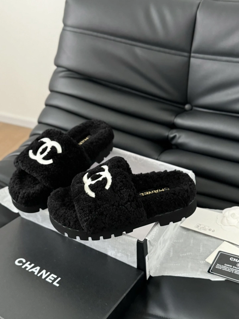Chxnxl Slippers Refined 129892