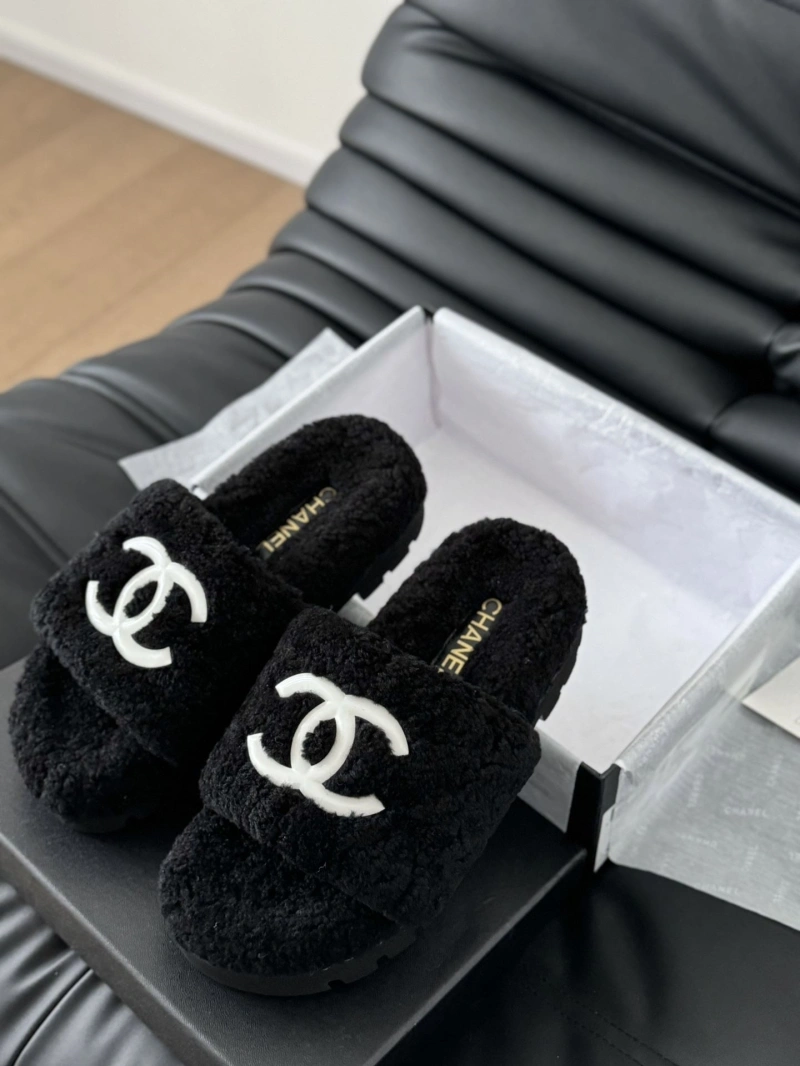 Chxnxl Slippers Refined 129892