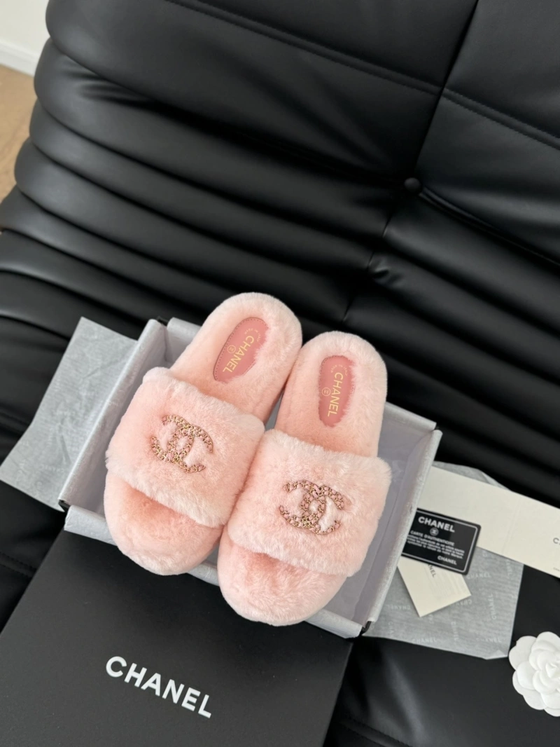 Classic Chxnxl Slippers 129888