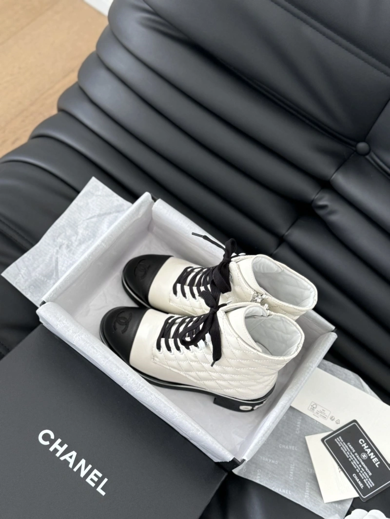 Fashionable Chxnxl Boots 130218
