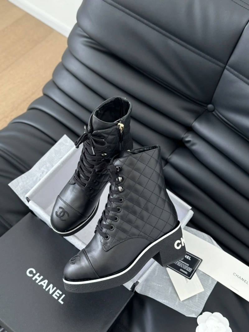 Efficient Chxnxl Boots 130207