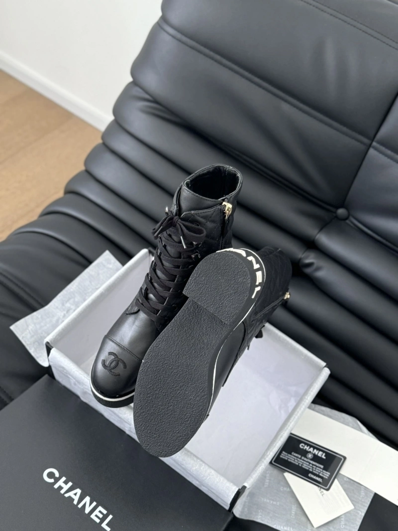 Efficient Chxnxl Boots 130207
