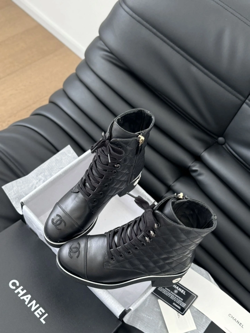 Efficient Chxnxl Boots 130207
