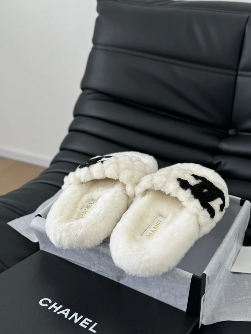 Chxnxl Slippers ModernLook 129885
