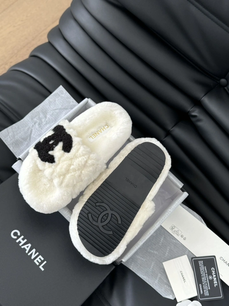 Chxnxl Slippers ModernLook 129885