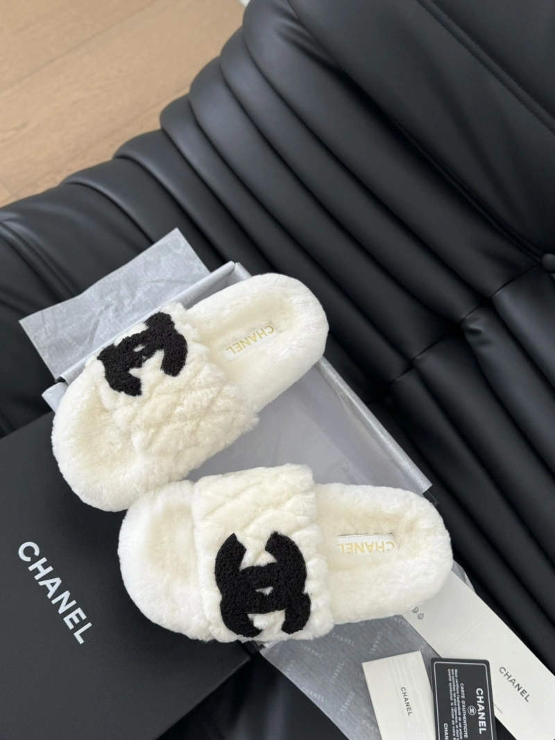 Chxnxl Slippers ModernLook 129885