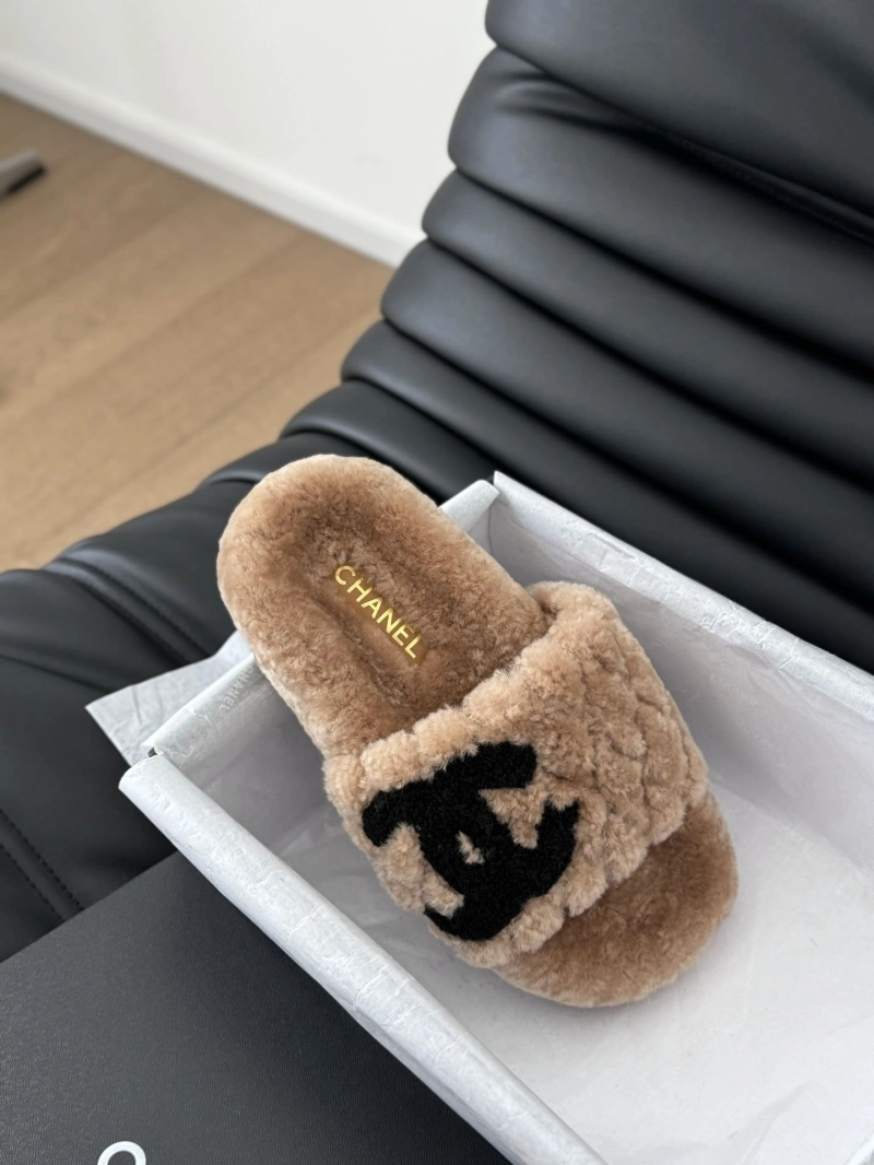 Chxnxl Slippers Practical 129884