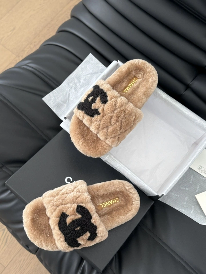 Chxnxl Slippers Practical 129884