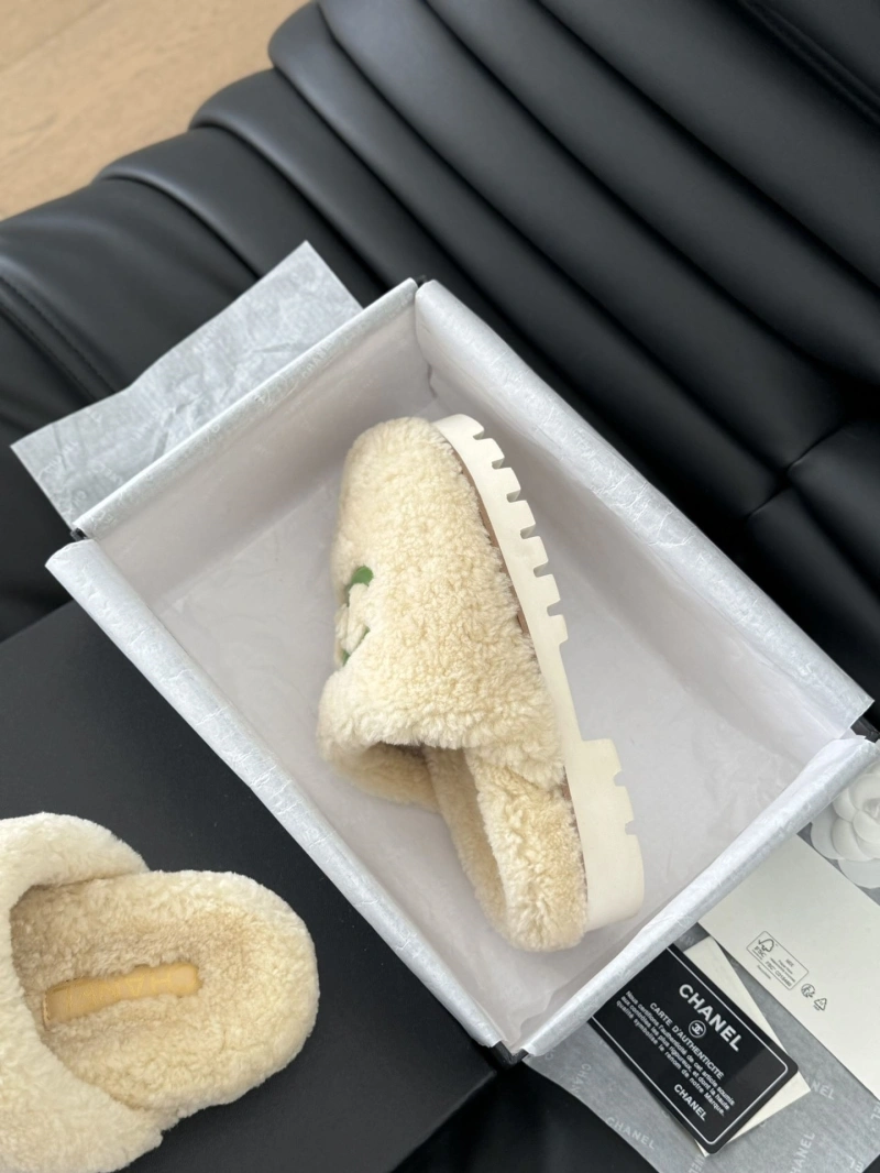Chxnxl Slippers Sleek 129883