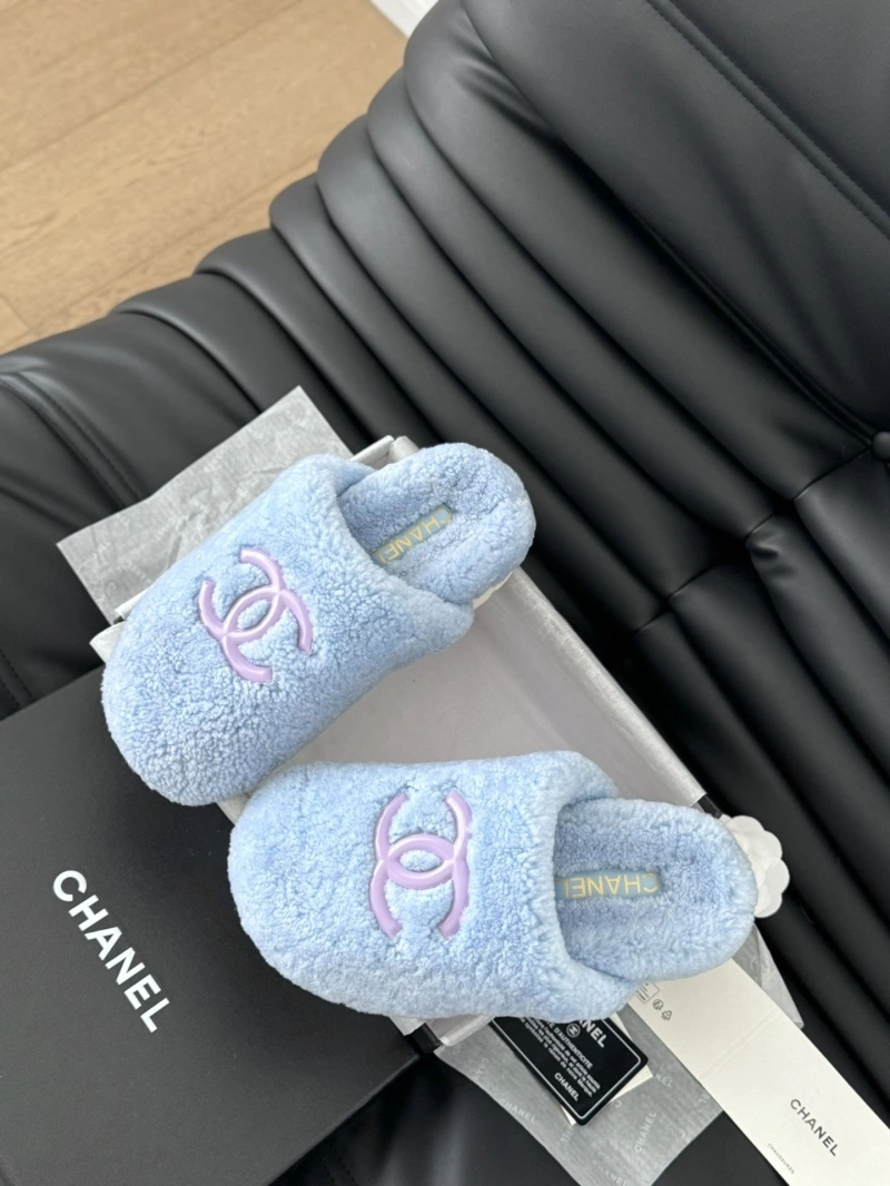 HighQuality Chxnxl Slippers 129882