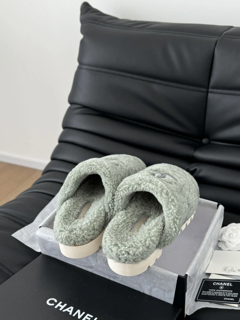 Sophisticated Chxnxl Slippers 129878