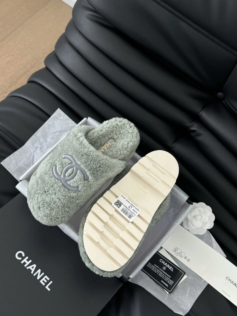 Sophisticated Chxnxl Slippers 129878