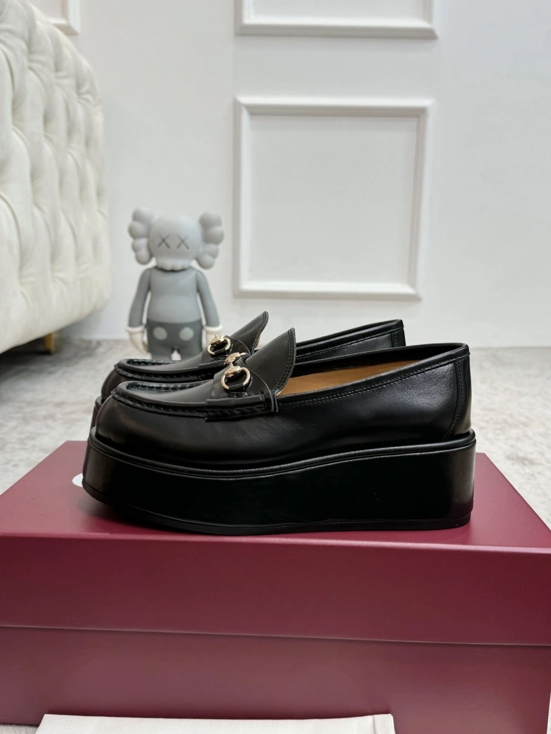 Gxccx Leather Shoes Compact 162564