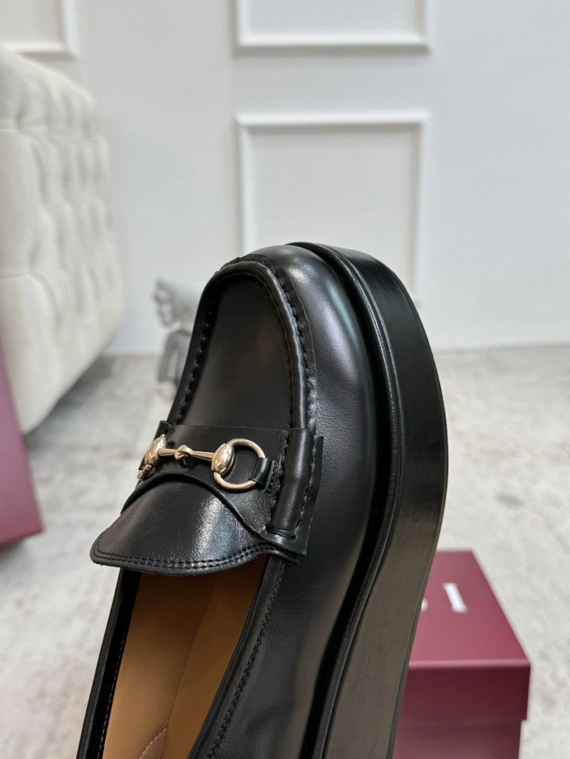 Gxccx Leather Shoes Compact 162564