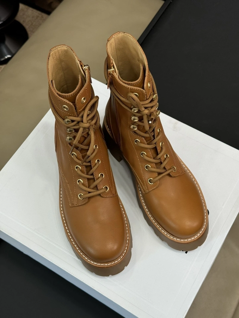 Soft Chxnxl Boots 130208