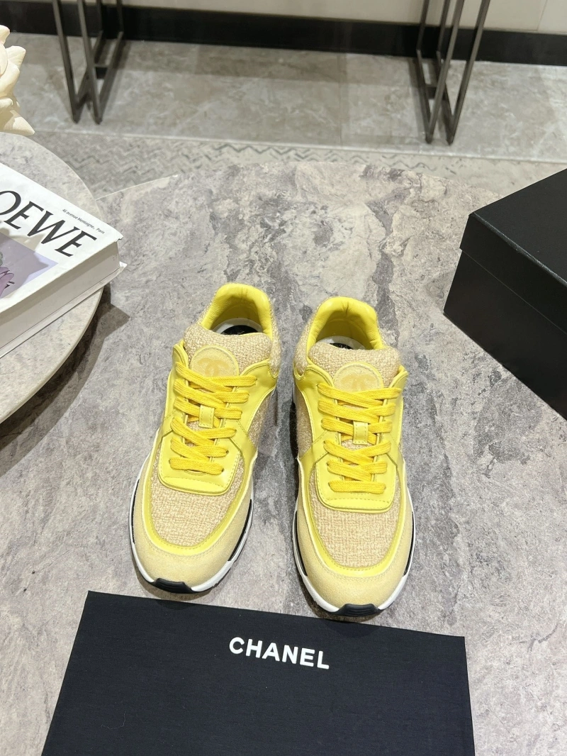 Sleek Chxnxl Sneakers 129821