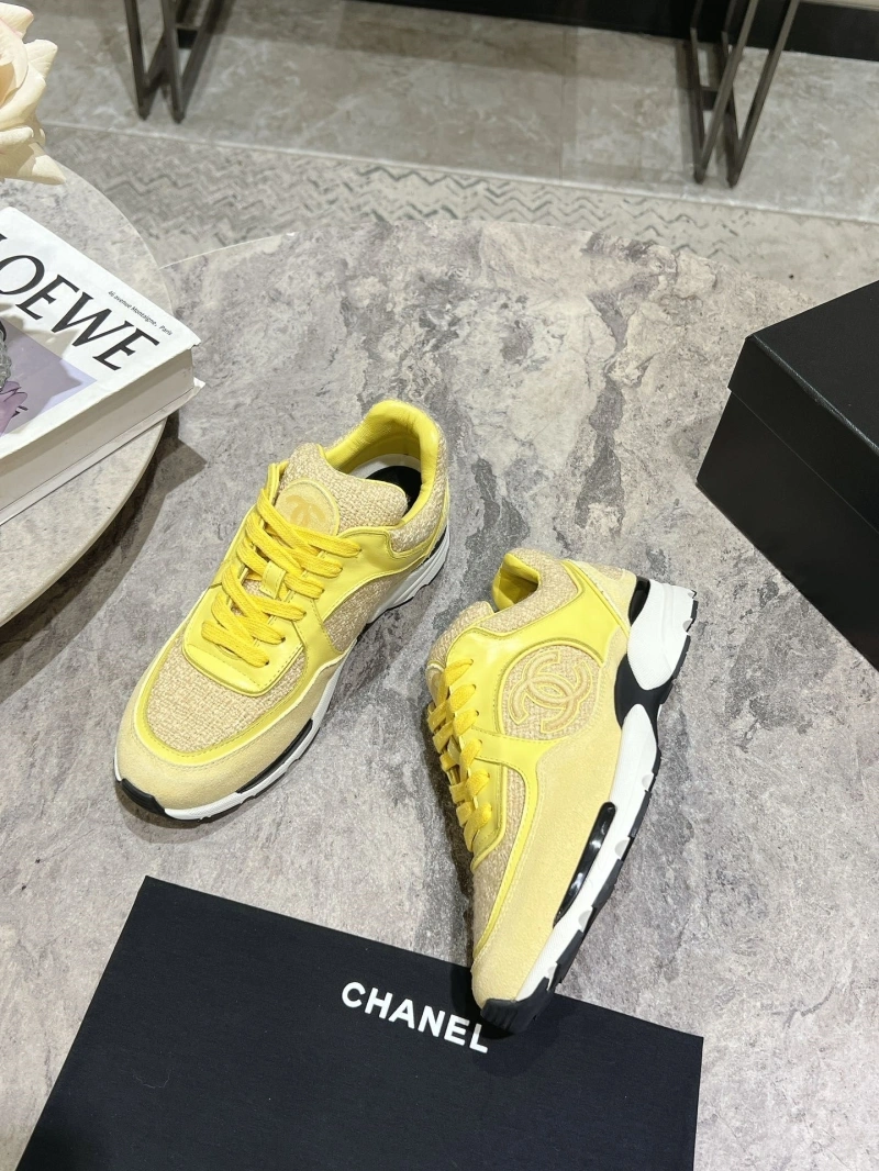 Sleek Chxnxl Sneakers 129821